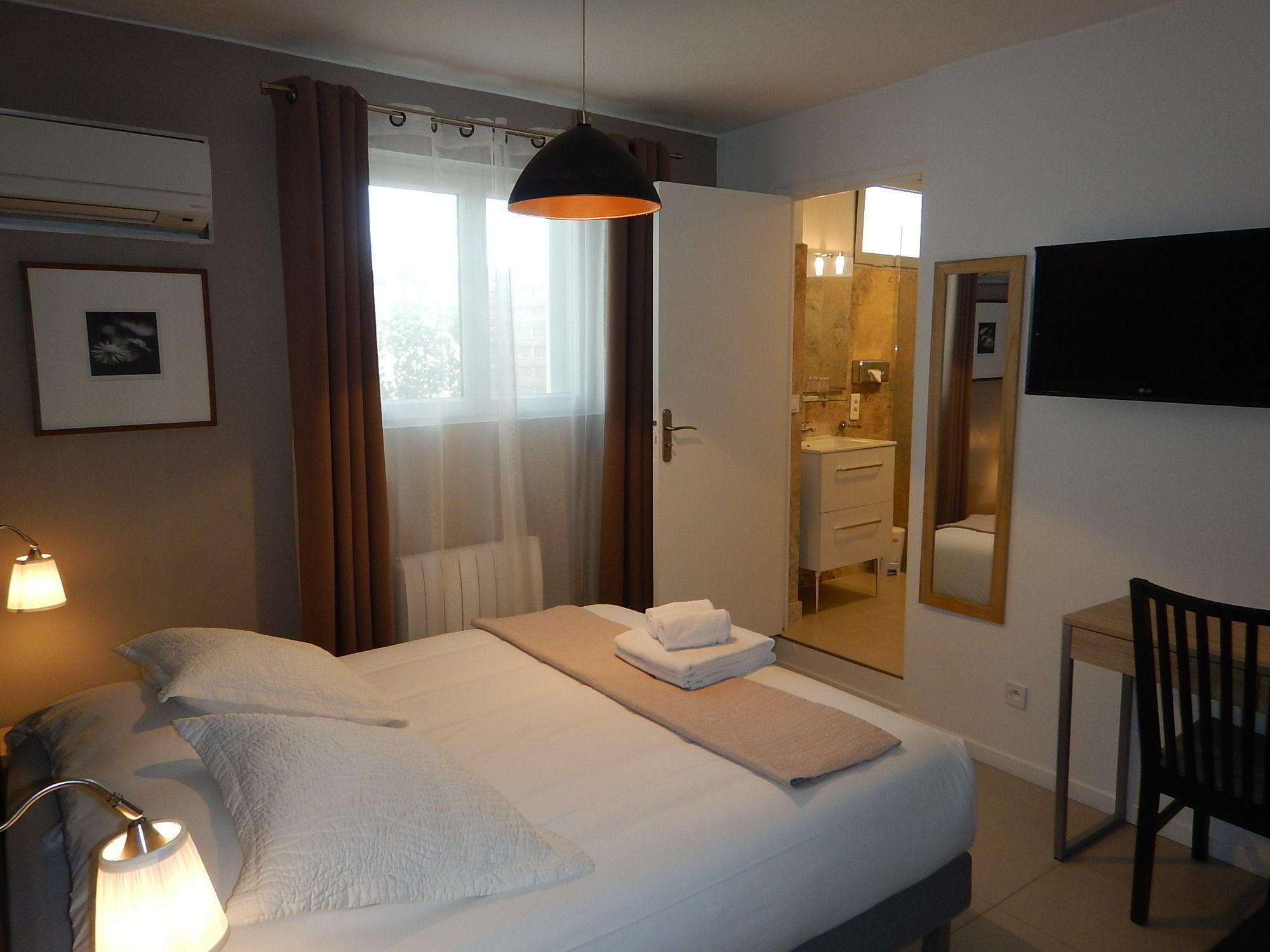 Hotel Miramar- Cap D'Antibes - La Garoupe Plage Ruang foto